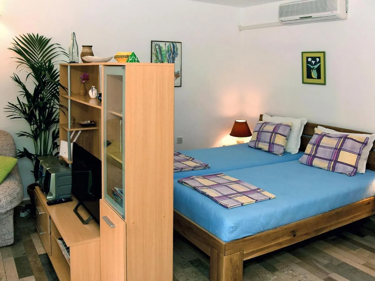 Holiday Home Margit - Prm115 By Interhome Premantura 0*,